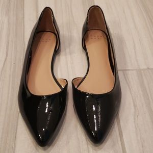 Black patent flat
